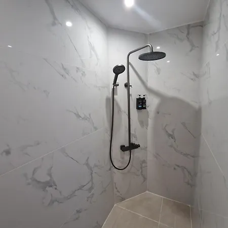 Anhome K11 Serviced Apartments Athen Exterior foto
