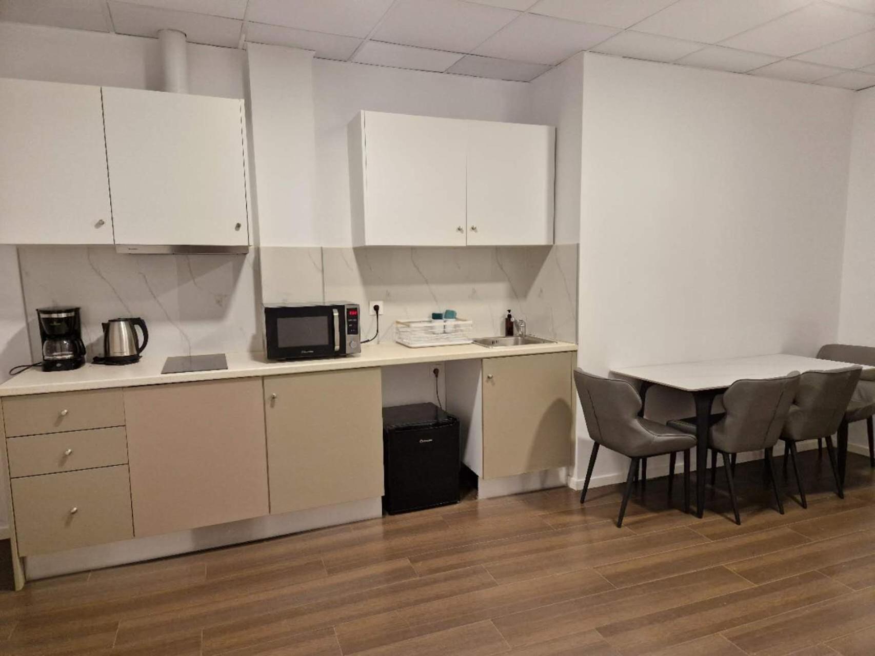 Anhome K11 Serviced Apartment Athen